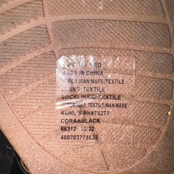 Sonoma Black and Tan Sandals with Minimalist Design - Picture 3 of 4